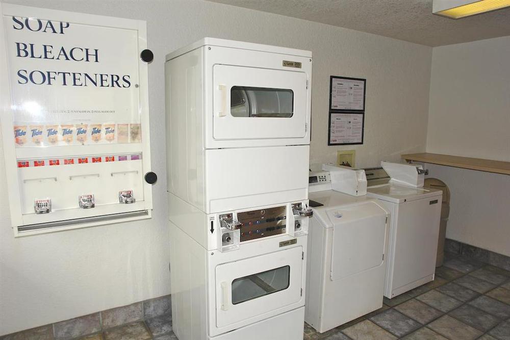 Motel 6-Anaheim, Ca - Fullerton East Servis gambar