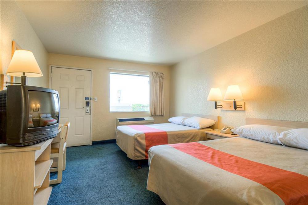 Motel 6-Anaheim, Ca - Fullerton East Bilik gambar