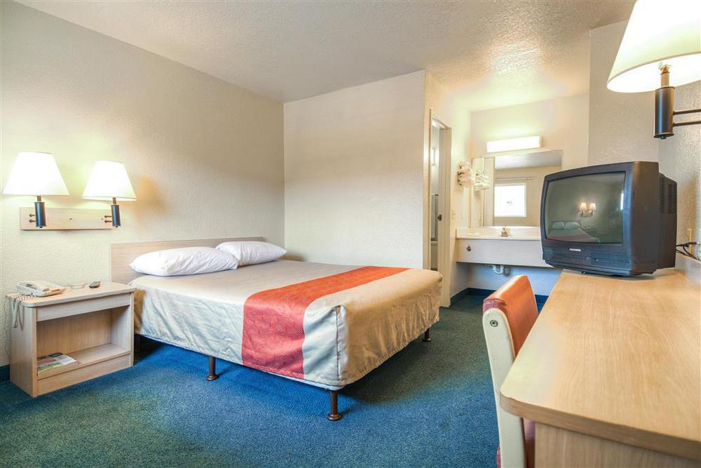 Motel 6-Anaheim, Ca - Fullerton East Bilik gambar